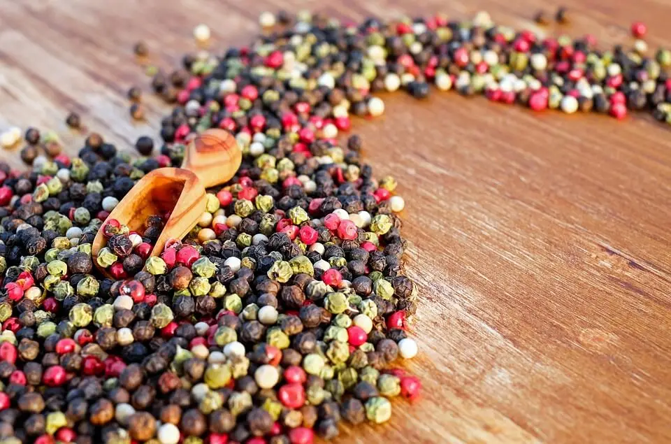 Spices trading-peppercorns-Vico-trading